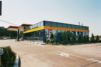 Autobahn Rumänien A1 Autostrada Pitesti - Bukarest Bucuresti Raststätte mit Motel Petrom km 36 28