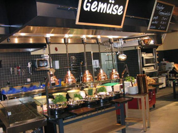 Autobahn_Tank-_und_Rastanlage_Medebach