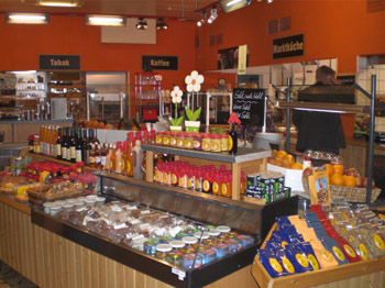 Autobahn_Tank-_und_Rastanlage_Stolpe