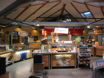 Autobahn_Tank-_und_Rastanlage_Zweidorfer_Holz