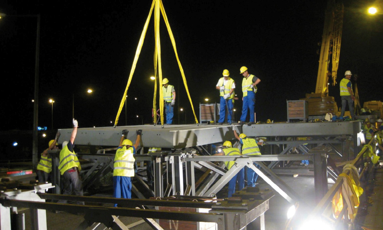 Autobahnbau Brckenarbeiten Autobahnbrcke Wien ASFINAG 01