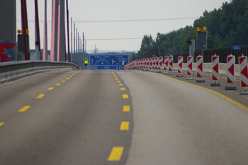 Autobahnbrcke A1 Leverkusen Kln-Merkenich Rheinbrcke Vollsperrung 01