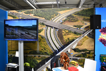 Autobahnkreuz Erfurt Freistaat Thringen Ministerium fr Bau, Landesentwicklung und Verkehr 9