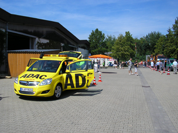 Autobahnmeisterei Mönchengladbach ADAC Gelber Engel 24