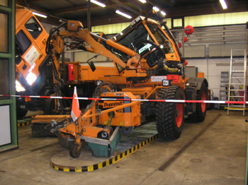 Autobahnmeisterei Mönchengladbach Fendt Geräteträger 73