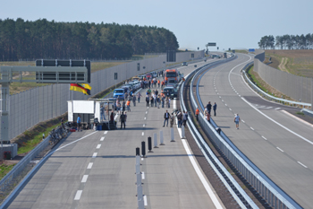 Autobahnneubau A 14 Colbitz Tangerhütte Ausbauende Verkehrsfreigabefeier 98
