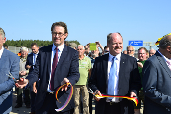 Autobahnneubau A 14 Colbitz Tangerhütte Scherenschnitt Verkehrsfreigabe 29