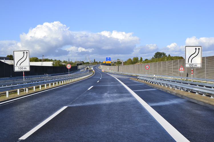 B 75 n  B 4 A 252 A 253 Einweihung Neue Wilhelmsburger Reichsstraße Verkehrsfreigabe Hamburg DEGES 38