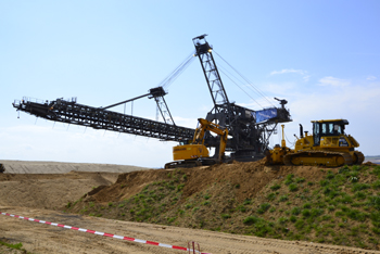 Baggerquerung Absetzer Riese auf Reisen Braunkohle Tagebau Garzweiler II Jüchen Neue Autobahn A44n 34