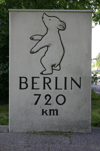 Berliner Br Kilometerstein Baden-Baden Bundesstrae B500 7