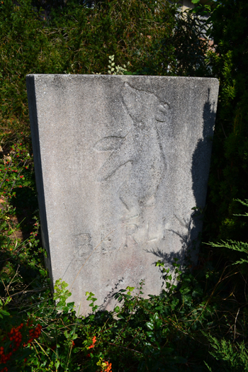 Berliner B�r Kilometerstein Rene Sintenis Grundschule Berlin-Frohnau 3