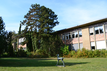 Berliner B�r Kilometerstein Rene Sintenis Grundschule Berlin-Frohnau 6
