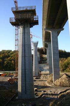 Bundesautobahn A7 Bräubachtalbrücke Ochsenfurt Marktbreit 80