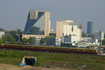 Bundesautobahn A 100 16. Bauabschnitt Berlin Neukölln - Treptow S-Bahn 72