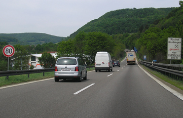 Bundesautobahn A 8 Parkplatz Drackensteiner Hang 23