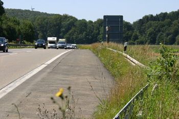 Bundesautobahn A 8  Parkplatz Drackensteiner Hang 79