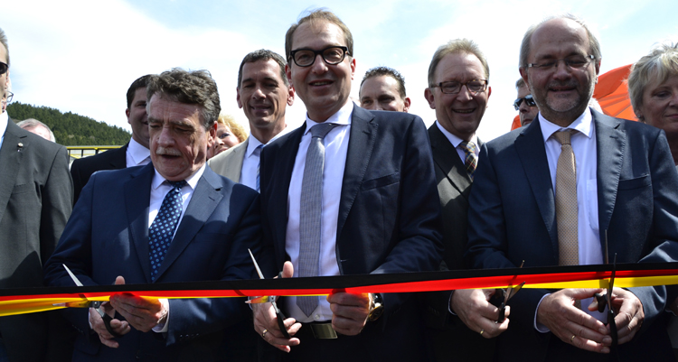 Bundestrae B62n Httentalstrae Verkehrsminister Alexander Dobrindt Michael Groschek 17