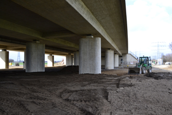 Einsturzgefhrdete Brcke Autobahn Dormagen Ernteweg 46