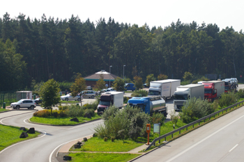 Erste Deutsche Autobahnraststtte Rodaborn Trpitis Bratwurst Rasthof Rastanlage Parkplatz 48