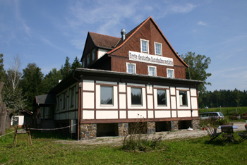 Erste Deutsche Autobahnraststtte Rodaborn Trpitis Bratwurst Rasthof Rastanlage Parkplatz 73