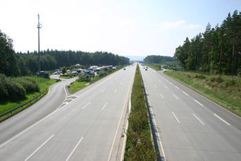 Erste Deutsche Autobahnraststtte Rodaborn Trpitis Bratwurst Rasthof Rastanlage Parkplatz 83