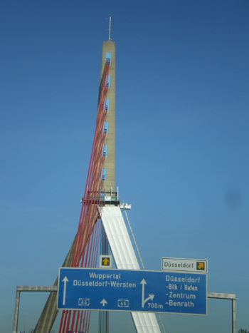 Fleher Brcke Autobahn A46 Rheinbrcke Dsseldorf Neuss Uedesheim 576