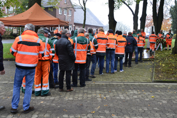 Gedenveranstaltung Straenwrter Straenmeisterei Autobahnmeisterei Kranzniederlegung Autobahnkapelle Gescher 43