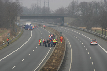 Großübung Autobahn A 57 67