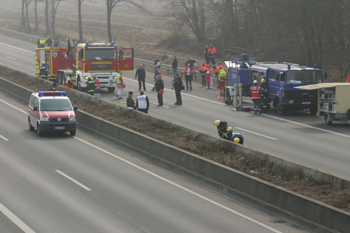 Großübung Autobahn A 57 92