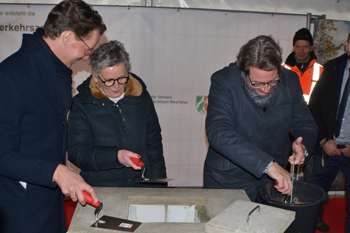 Hendrik Wst Elfriede Sauerwein Braksiek Bundesminster fr Verkehr Andreas Scheuer Grundsteinlegung Verkehrszentrale  2