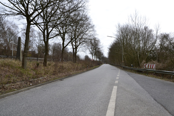 Kilometerstein Berliner B�r Skulptur Bundestra�e B 5 Hamburg-Billstedt 6