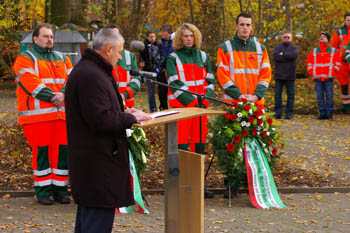 Kranzniederlegung für verunglückte Straßenwärter Frank Nichtitz Straßen.nrw 21