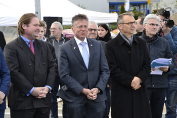 Kreisstraße K37n Kaarst Ohrenbrücke Verkehrsminister Lutz Lienenkämper Landrat Petrauschke Bürgermeister Mooormann 103