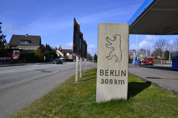 Norderstedt 2017 M�r 15 Mi Kilometerstein Berliner B�r 7