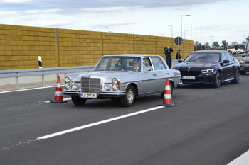 Oldtimer Korso Autobahn A94 Youngtimer Rundfahrt historische Fahrzeuge Kfz Pkw Mercedes S-Klasse BMW 23