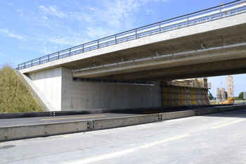 Pocking Anschlußstelle A3 A94 B12 B512 Mittich Neuhaus Autobahnkreuz Rottal Brückenbau 83