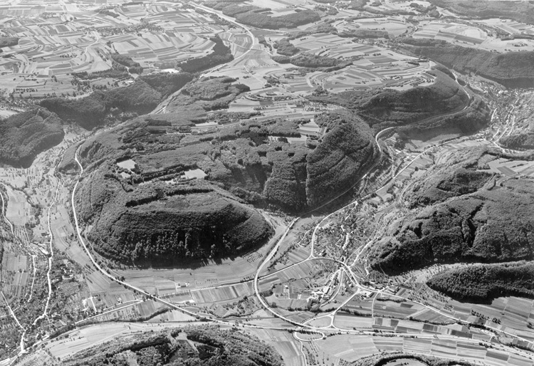 Reichsautobahn Drackensteiner Hang Albabstieg Drachenlochbrücke A 8 Autobahngeschichte Luftbild 1957