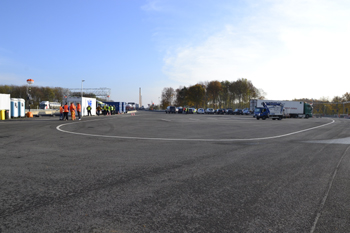 Rheinbrücke Duisburg Neuenkamp Autobahn A 40 Lkw-Waage zulässiges Gesamtgewicht 93