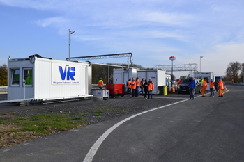 Rheinbrücke Duisburg Neuenkamp Autobahn A 40 Lkw-Wiegeanlage 17