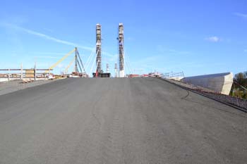 Rheinbrücke Neuenkamp Duisburg Autobahnbrücke Neubau Ruhrschnellweg A40 längste Schrägselbrücke 69