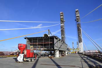 Rheinbrücke Neuenkamp Duisburg Autobahnbrücke Neubau Ruhrschnellweg A40 längste Schrägselbrücke 72