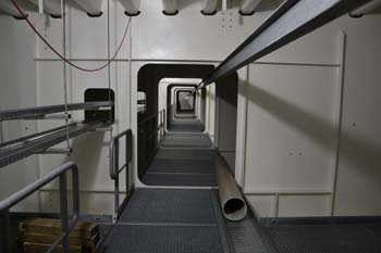 Rheinbrücke Neuenkamp Duisburg Autobahnbrücke Neubau Ruhrschnellweg A40 längste Schrägselbrücke Hohlkasten innen 42