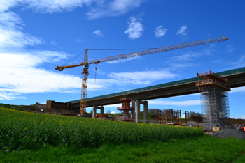 Schraudenbachtalbrücke in Bau Ersatzneubau Autobahnbrücke 46