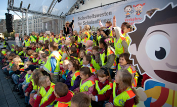 Sicherheitswesten_Auftakt_Berlin_Kids_340_tcm11-310575