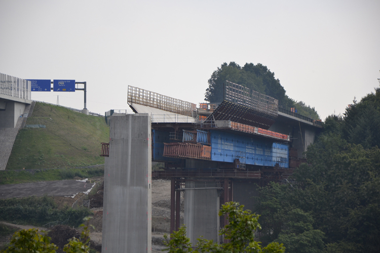 Sprengung Brückenpfeiler Lahntal Autobahnbrücke Limburg 242