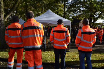 Straßenwärterinnen Straßenwärter Runter vom Gas Autobahnmeisterei Straßenmeisterei Gedenken 37