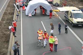 Unfallübung Autobahn A57 36