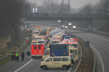 Unfallübung Autobahn A57 88