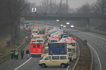 Unfallübung Autobahn A57 88