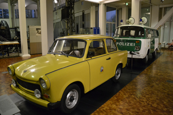 Verkehrsgeschichte Technoseum Trabant Trabbi VW-Bus Polizei 5